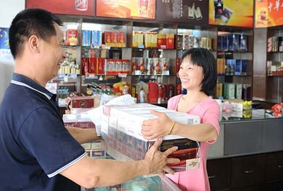 浙江杭州市局(公司)优化送货服务流程 向零售客户发放服务承诺卡